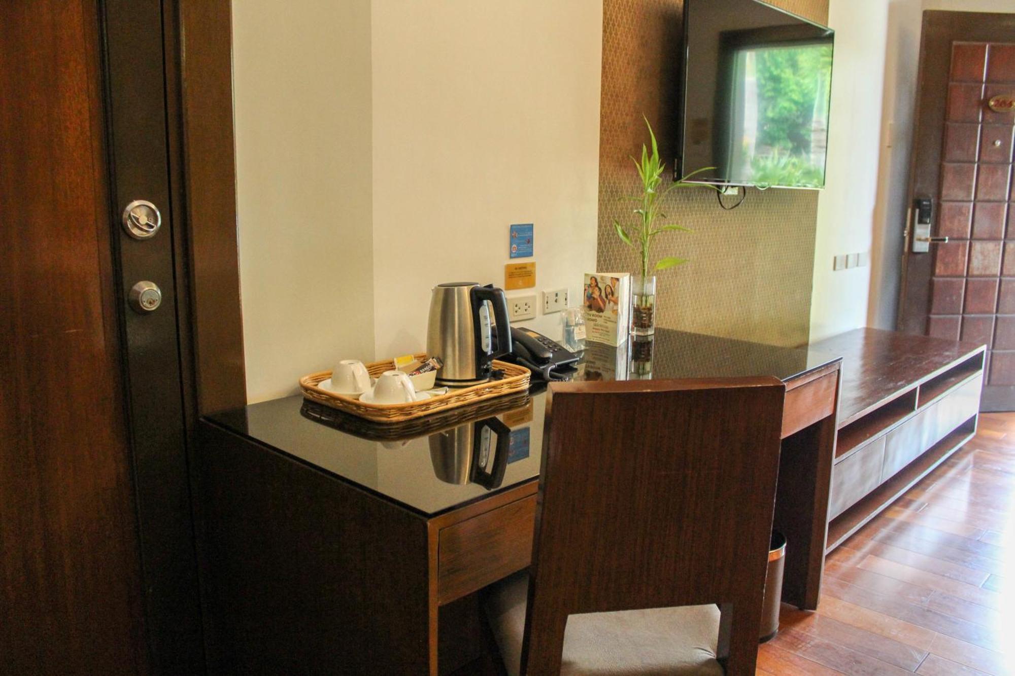Coron Soleil Garden Resort Екстериор снимка